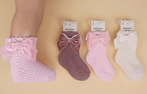 Вязанные носочки с аксессуаром для девочки  KATAMINO